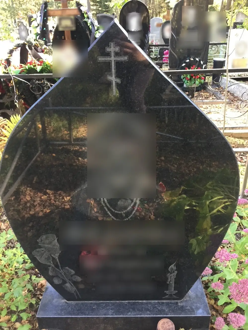 Headstone renewal at Pyatnitskoye Cemetery — before