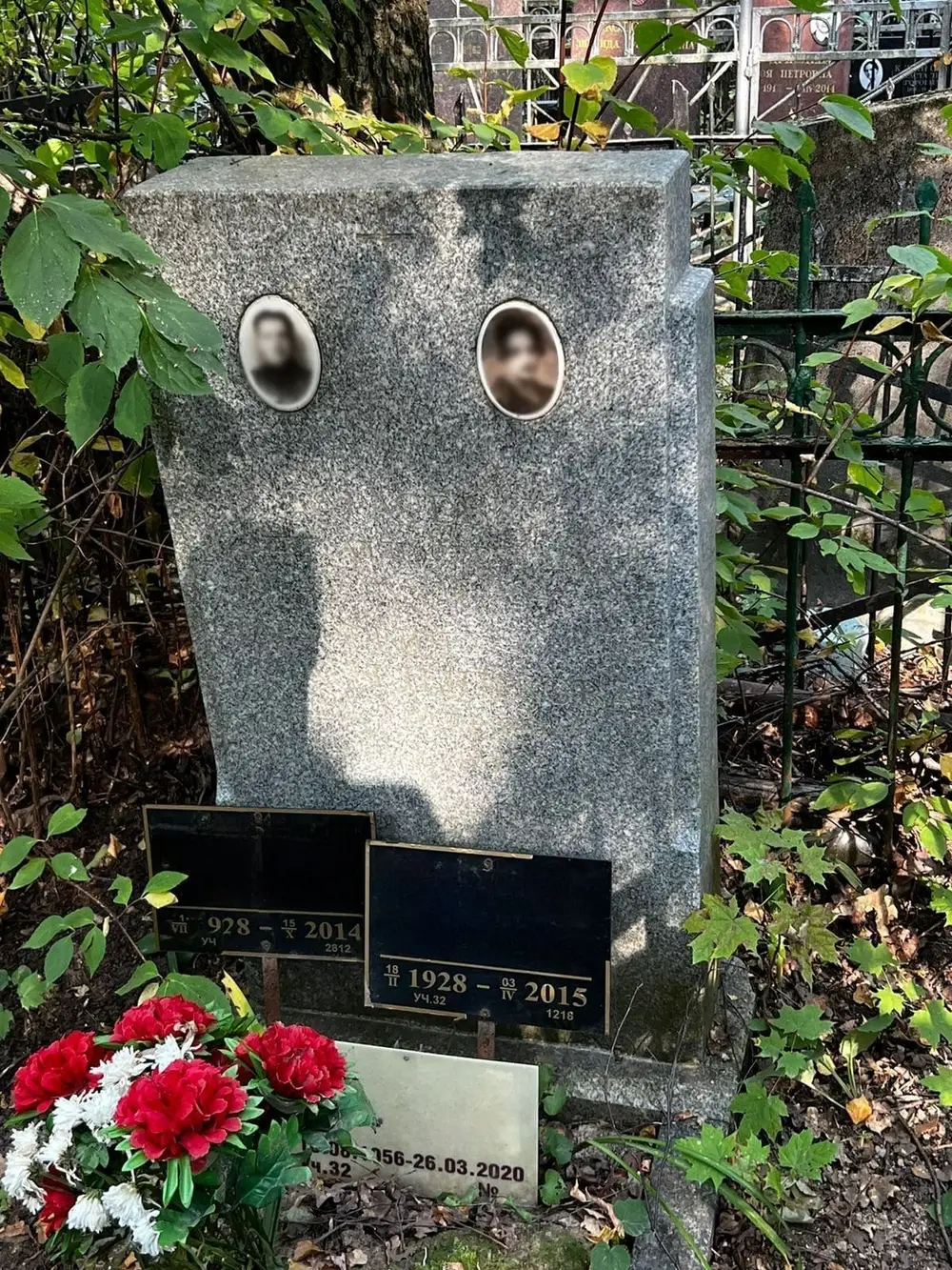 Покраска букв и символов на памятнике — до работы